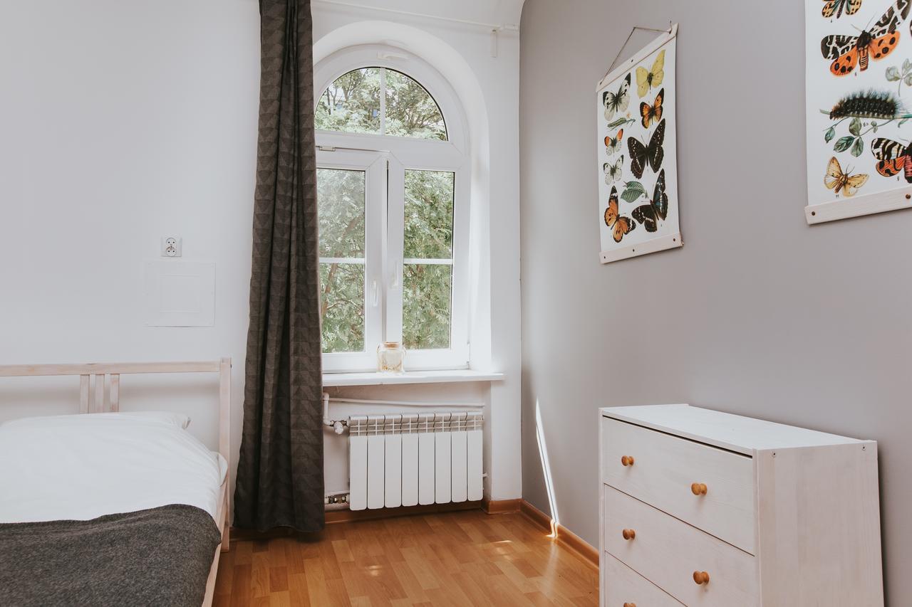Erasmus Dorm Hotel Varsó Kültér fotó